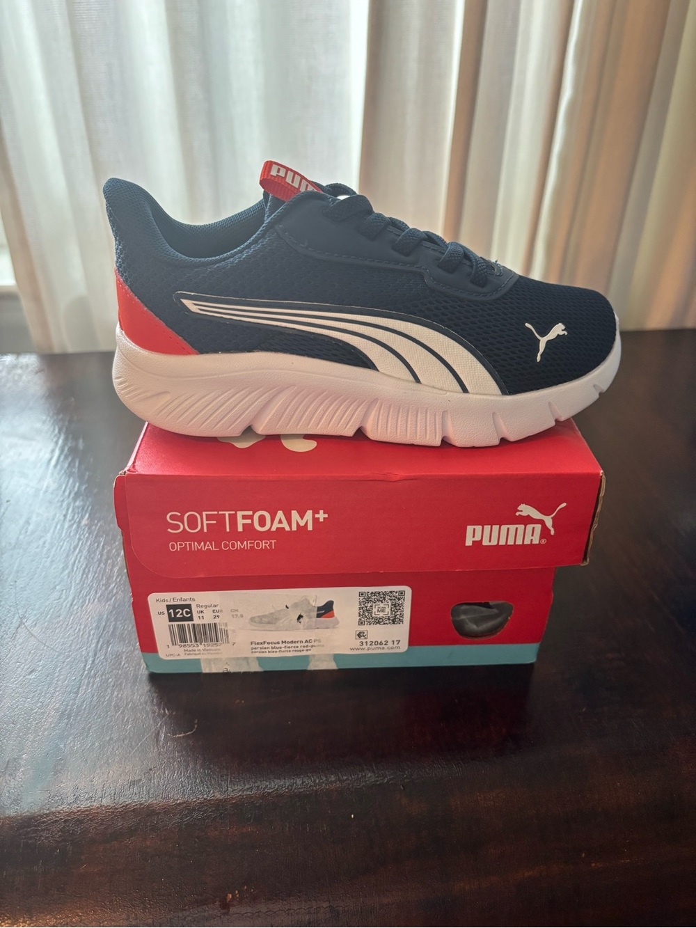 Puma Kids Navy, Red & White SoftFoam+ Trainer